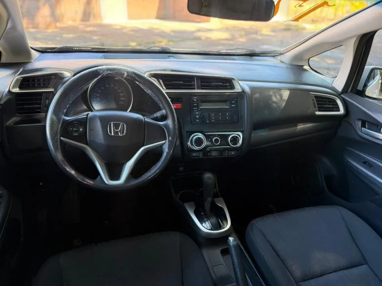Honda - FIT 1.5 LX AUT