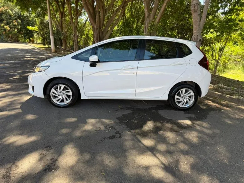 Honda - FIT 1.5 LX AUT