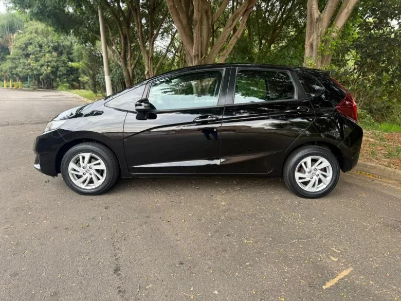 Honda - FIT 1.5 LX MEC 