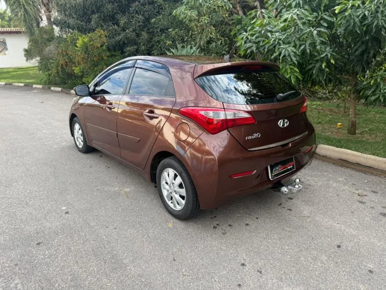 Hyundai - HB20 1.0 