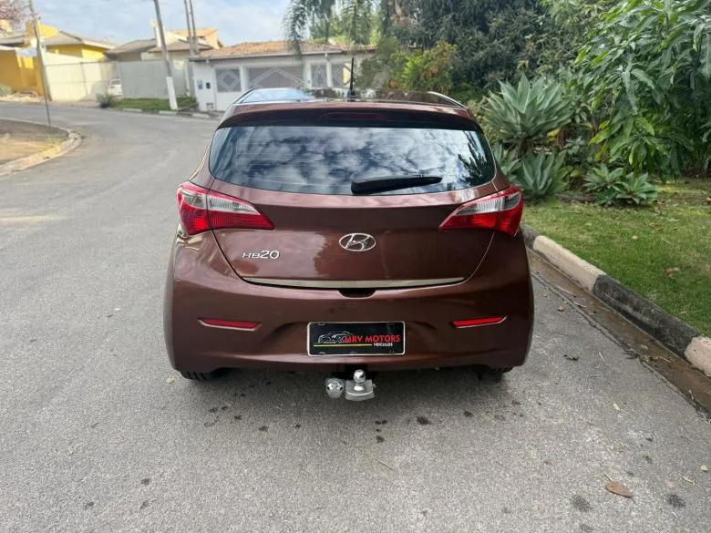 Hyundai - HB20 1.0 