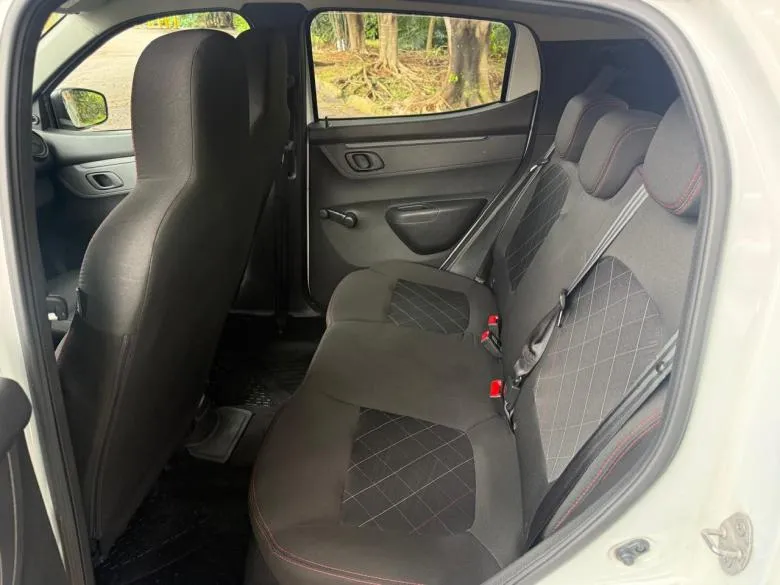 Renault - KWID 1.0 ZEN 