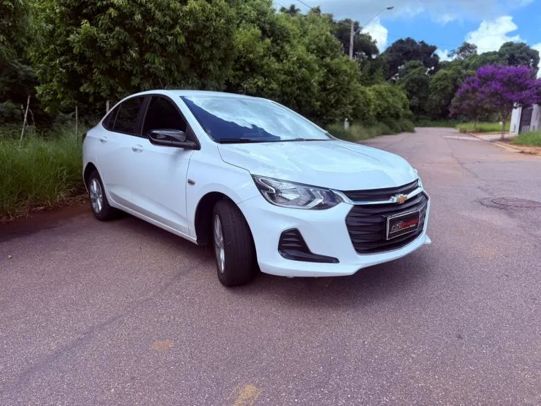 GM - Chevrolet - ONIX SEDAN PLUS LT 1.0 