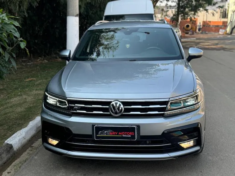 VW - VOLKSWAGEN - TIGUAN R LINE AUT 