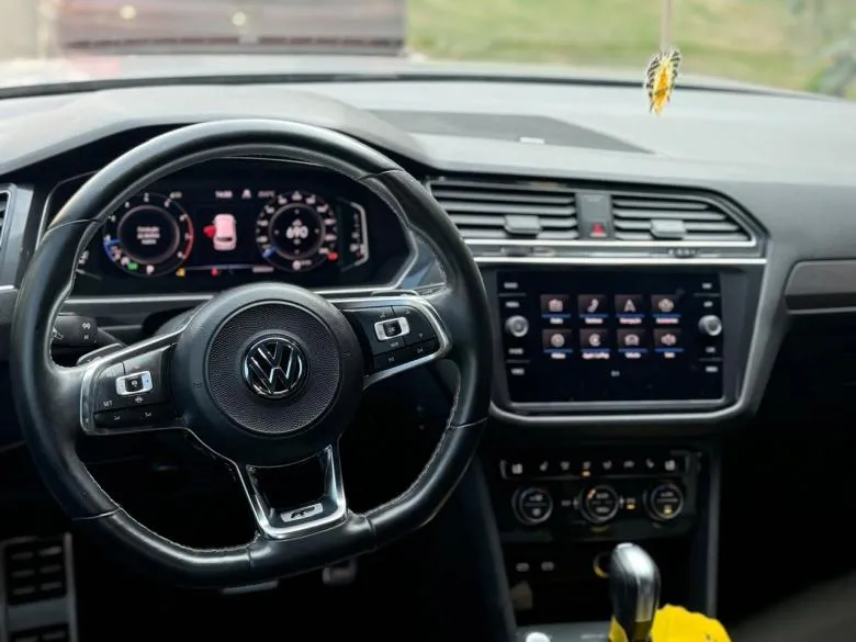 VW - VOLKSWAGEN - TIGUAN R LINE AUT 