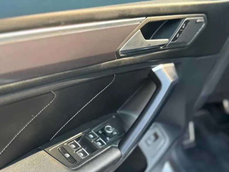 VW - VOLKSWAGEN - TIGUAN R LINE AUT 