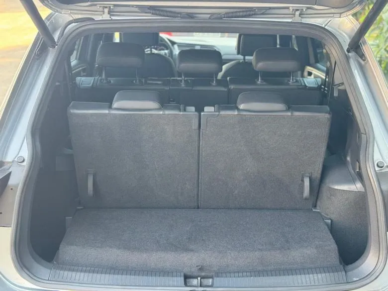 VW - VOLKSWAGEN - TIGUAN R LINE AUT 